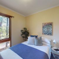 4 Mitchell Drive LEOPOLD VIC 3224