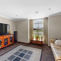 2 Argyle Crescent Lucas VIC 3350