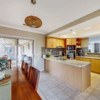 2 Argyle Crescent Lucas VIC 3350