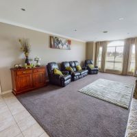 2 Argyle Crescent Lucas VIC 3350