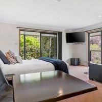 16 Forest Ave Hepburn Springs VIC 3461
