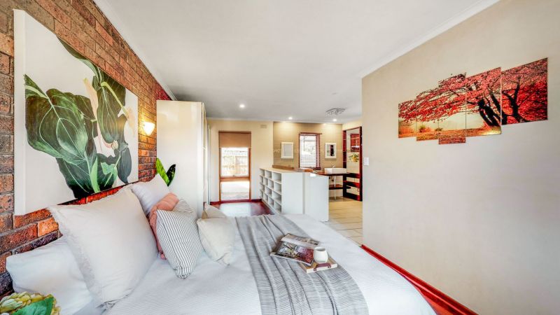 4 Mitchell Drive LEOPOLD VIC 3224 