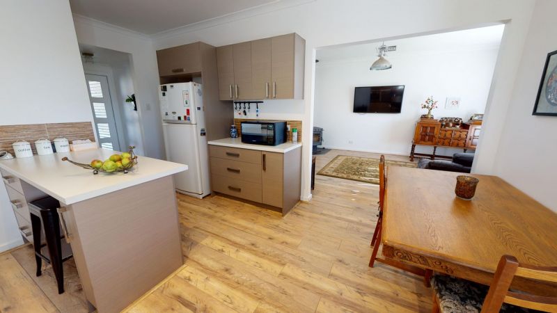 827 Laurie Street MOUNT PLEASANT VIC 3350 
