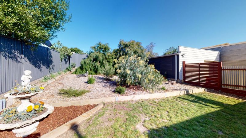 827 Laurie Street MOUNT PLEASANT VIC 3350 