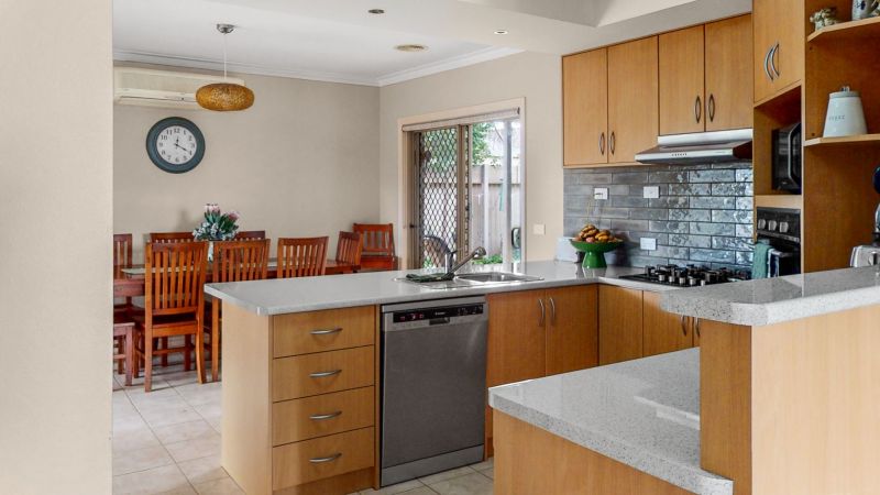 2 Argyle Crescent Lucas VIC 3350 