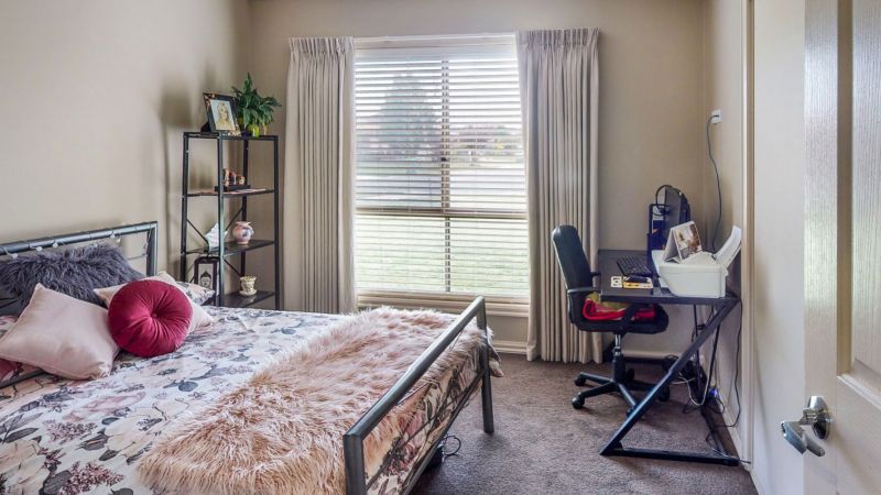 2 Argyle Crescent Lucas VIC 3350 
