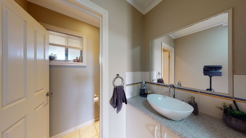 2 Argyle Crescent Lucas VIC 3350 