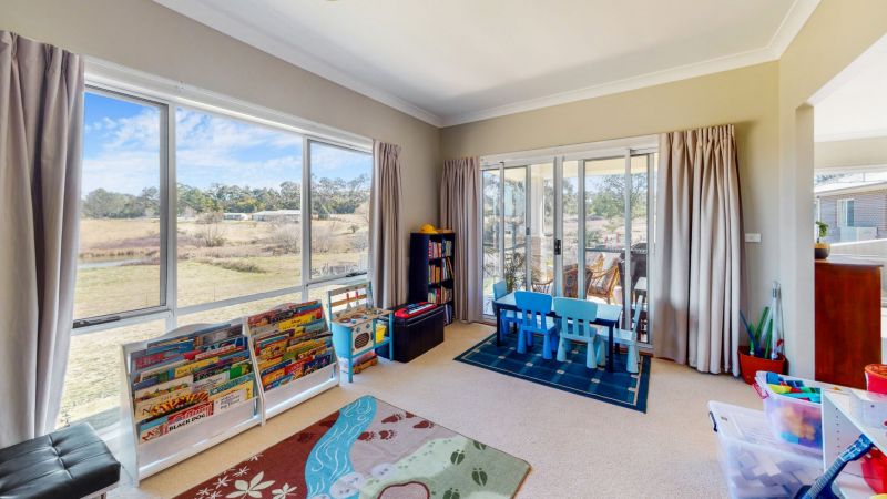 15 Cluny Road ARMIDALE NSW 2350 