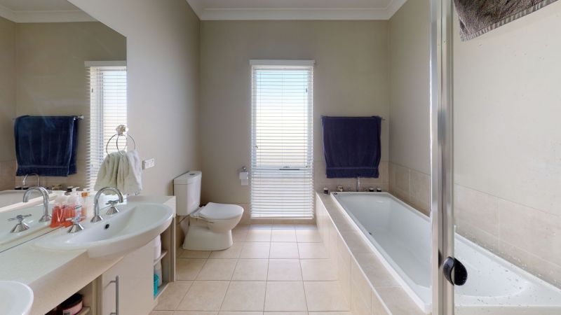 15 Cluny Road ARMIDALE NSW 2350 