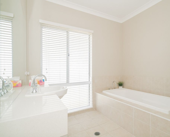 15 Cluny Road ARMIDALE NSW 2350 