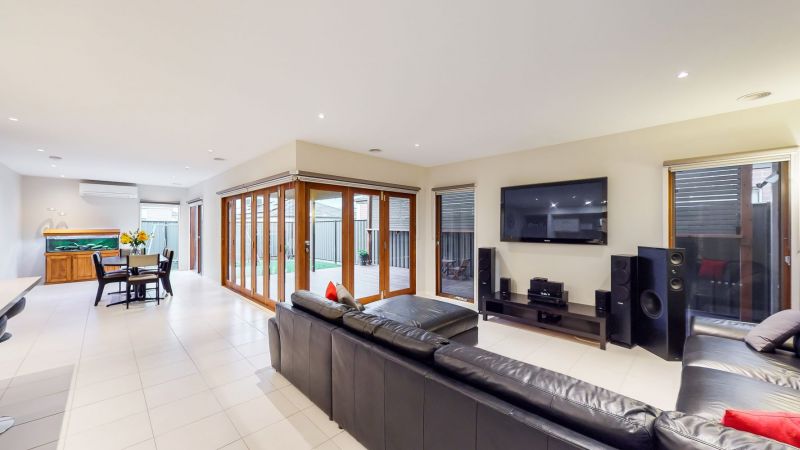 3 Tawleed Grove, Clyde North VIC 3978 