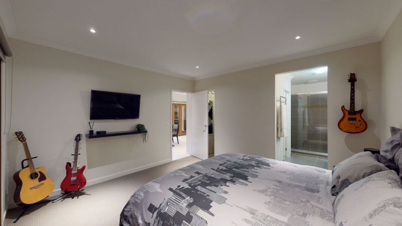 3 Tawleed Grove, Clyde North VIC 3978 