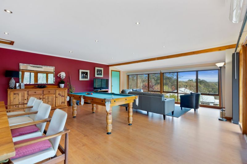 16 Forest Ave Hepburn Springs VIC 3461 