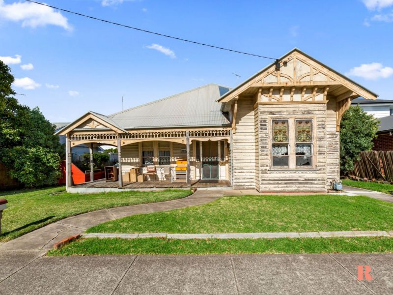 384 Ryrie Street EAST GEELONG VIC 3219 