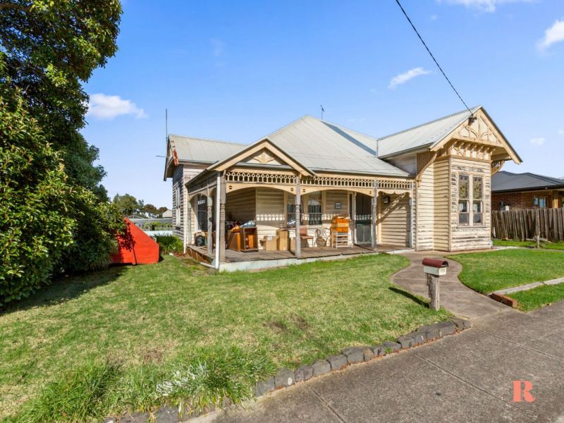 384 Ryrie Street EAST GEELONG VIC 3219 